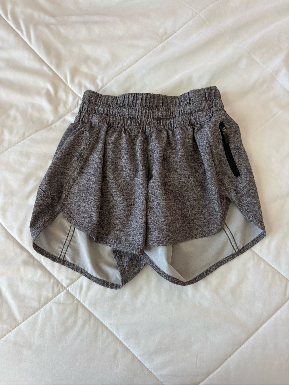 Lululemon Gray High Rise 2.5 Hotty Hot Shorts